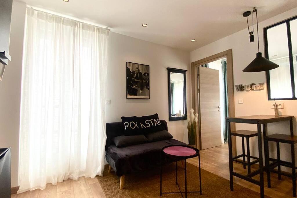 Appartement Avec Vue Jardin Proche De Paris Saint-Maurice  Eksteriør billede